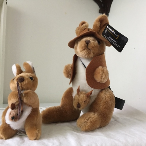Duo of Kangaroos with Joeys. Bought in Australia🇦🇺NWT ❤️❤️❤️ - Picture 8 of 10